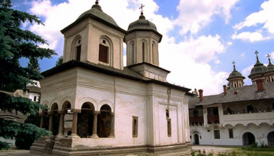 Pelerinaj la manastirile din Prahova